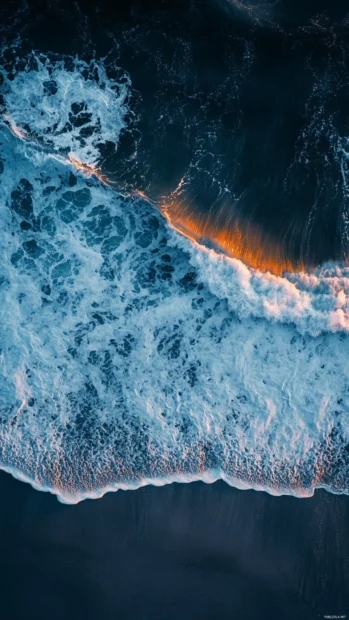 Lock screen Wallpapers designed with calming ocean waves and sunset reflections.