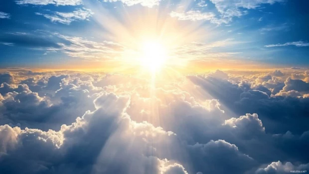 Sunbeams piercing through Beautifull Ocean clouds.