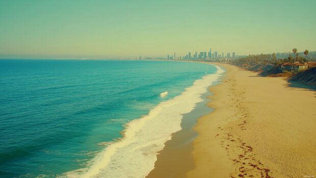 A simple Los Angeles beach wallpaper background.