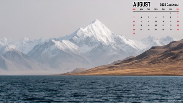August 2025 Calendar Wallpaper HD (1).