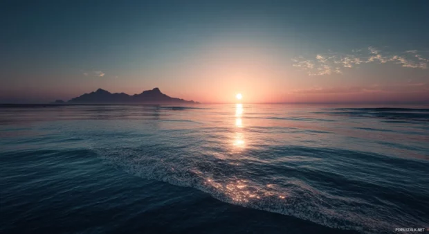 High resolution desktop wallpapers showcasing serene ocean views and tranquil sunsets, creating a peaceful ambiance on your screen.