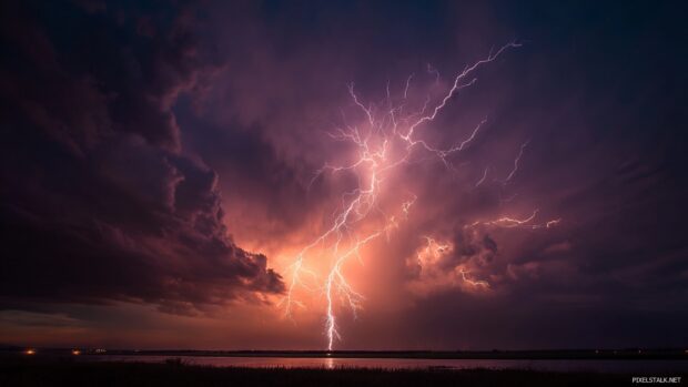 Mesmerizing Lightning Storm HD Wallpapers showcasing intense weather phenomena.