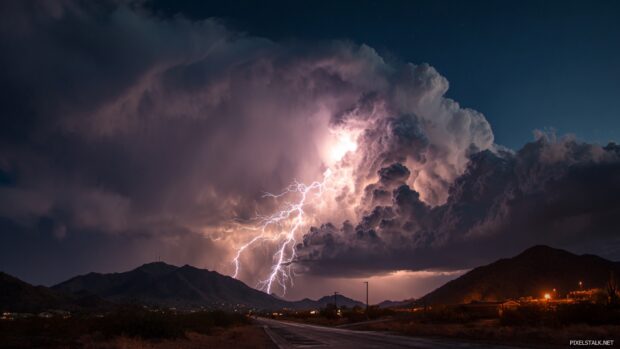 Stunning Lightning Wallpapers HD capturing the raw power of nature.
