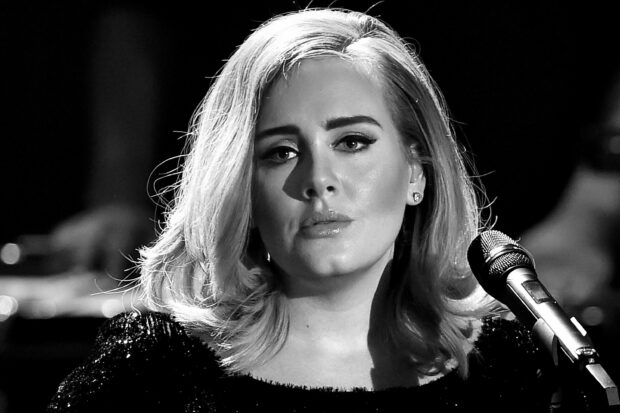 Adele in a close up black and white portrait singing with emotion, 2K Desktop Wallpaper
