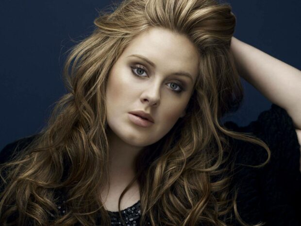 Adele Wallpapers showing a close up of the artist with natural makeup and wavy hair, HD Desktop Wallpaper