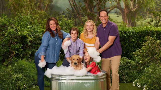 American Housewife TV Series Wallpaper HD