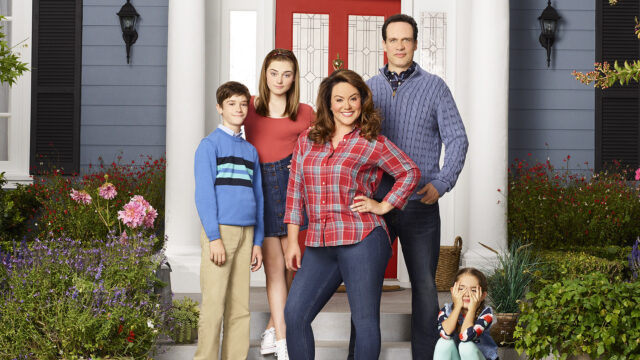 American Housewife TV Series Wallpaper Free Download