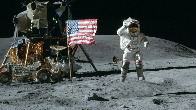 Apollo 11 Moon Landing Iconic Wallpaper For Space Enthusiasts