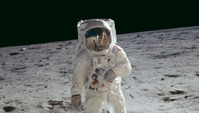 Apollo 11 Wallpaper