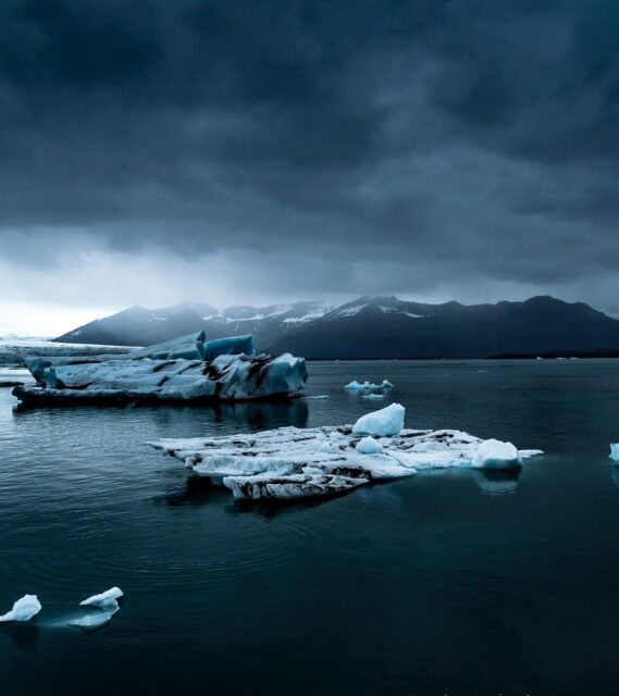 Arctic Ocean Wallpapers Stunning Icebergs And Dark Stormy Skies Over Frozen Waters