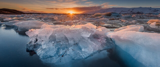 Arctic Ocean Wallpapers Stunning Sunset Over Ice Floes In Frozen Arctic Ocean