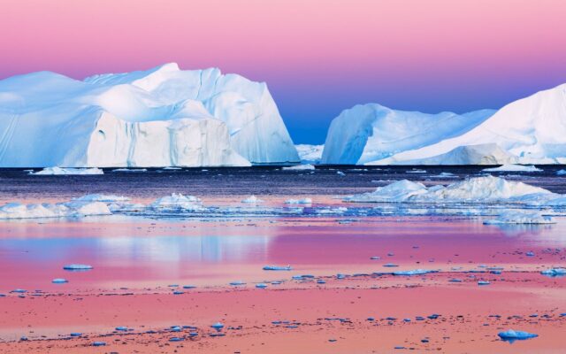 Arctic Ocean Wallpapers With Stunning Icebergs Under Vibrant Pink And Blue Sunset Sky