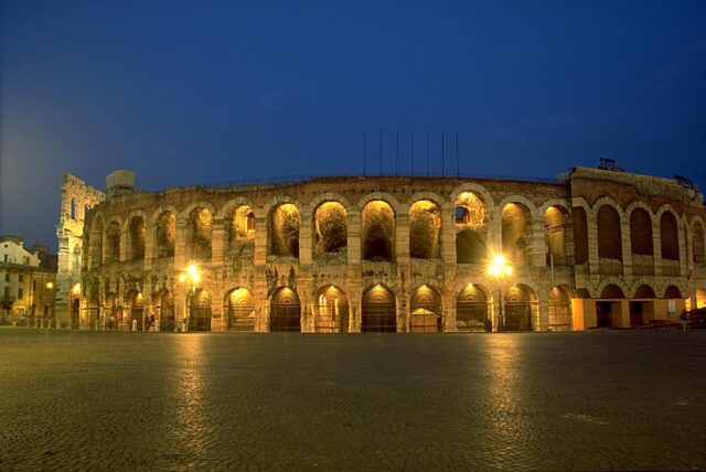 Arena Di Verona At Night Stunning Wallpaper View