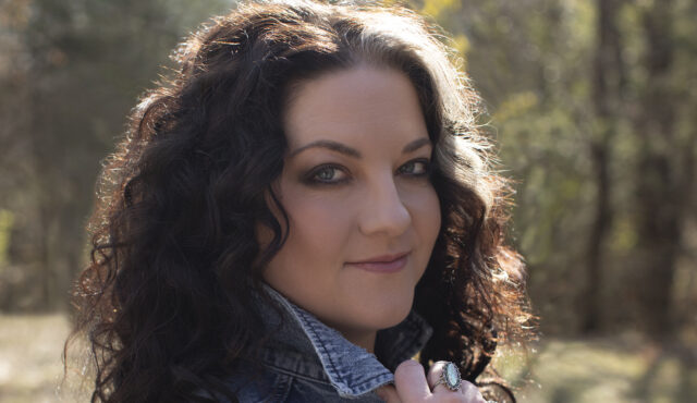 Ashley McBryde Wallpaper Capturing Natural Beauty