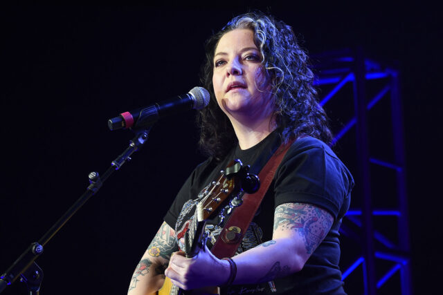 Ashley McBryde Wallpaper HD