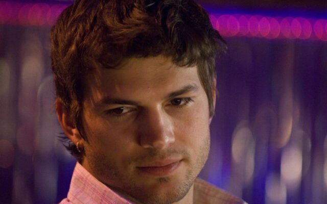 Ashton Kutcher Close Up Portrait Wallpaper With Soft Lighting Background