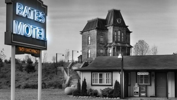 The Bates Motel sign and house scene represent Alfred Hitchcock, HD Desktop Wallpaper