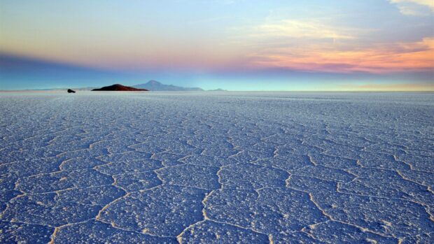 Bolivia Wallpapers at the vast salt flats during sunset with mountains in the background, HD Desktop Wallpaper
