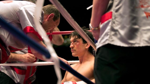 Boxing Scene From Bleed For This Film Wallpaper