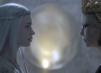 Charlize Theron As Queen Ravenna Epic Face Off Wallpaper