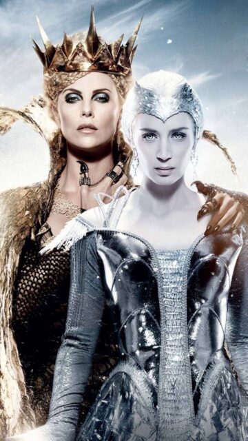 Charlize Theron As Queen Ravenna Stunning Wallpaper
