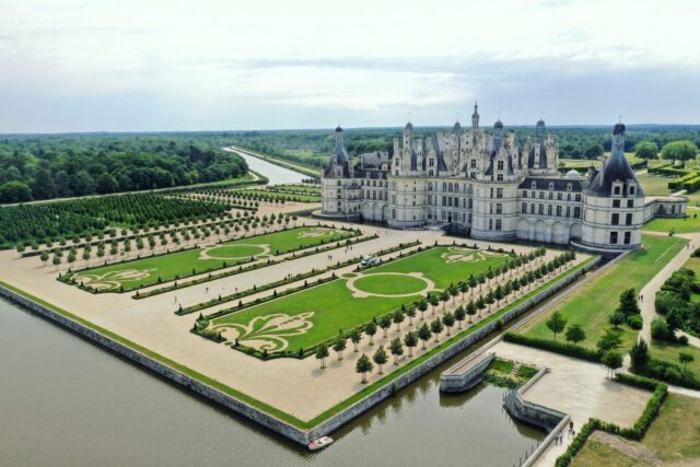 Chateau De Chambord Stunning Aerial View With Beautiful Gardens And Surrounding River Wallpapers