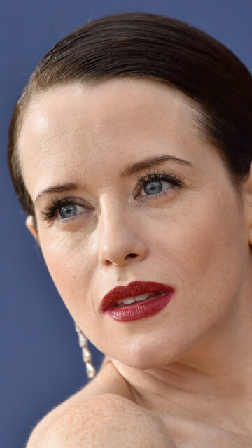 Claire Foy close up portrait with red lipstick and elegant earrings wallpaper