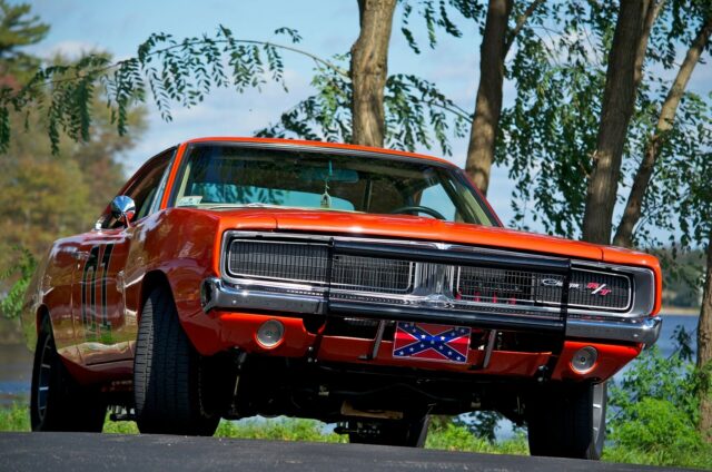 Classic Orange General Lee Charger Car Wallpaper with Number 01 and Confederate Flag License Plate