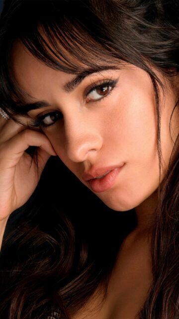 Close Up Portrait Of Camila Cabello With Natural Makeup Camila Cabello Wallpapers