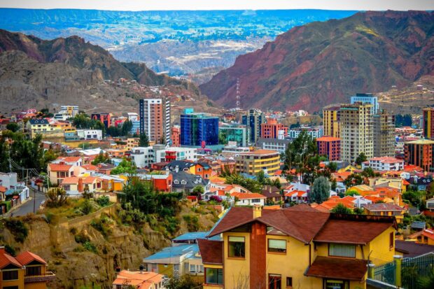 The Bolivia cityscape features colorful buildings and mountainous terrain, HD Desktop Wallpaper