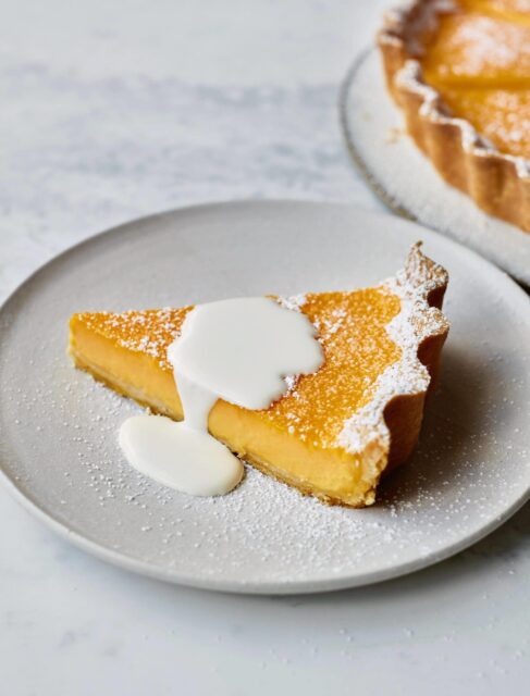 Creamy Lemon Tart Slice with Powdered Sugar on Plate Tart Wallpapers