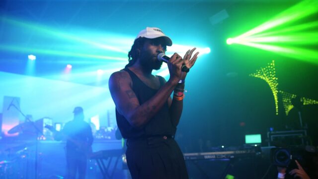 Dev Hynes Performing Live Concert Wallpaper Background