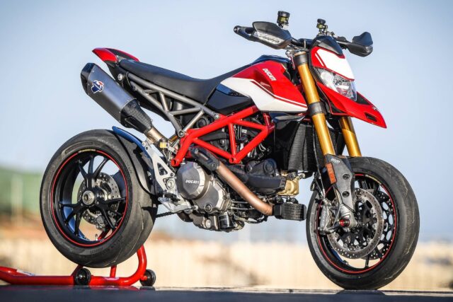 Ducati Hypermotard 950 Red and White Motorcycle High Performance Wallpaper