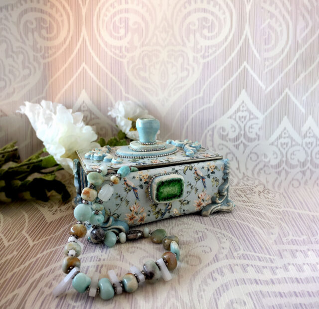 Elegant Jewelry Box Wallpaper With Floral Design
