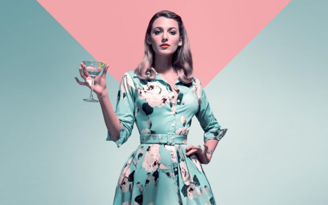 Elegant Portrait Inspiration From A Simple Favor Wallpaper