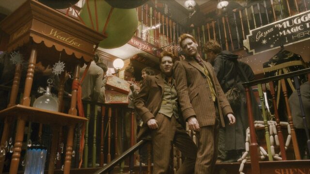 Fred And George Weasley In Weasleys' Wizard Wheezes Shop Wallpaper
