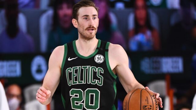Gordon Hayward Boston Celtics Basketball Action Image Wallpaper