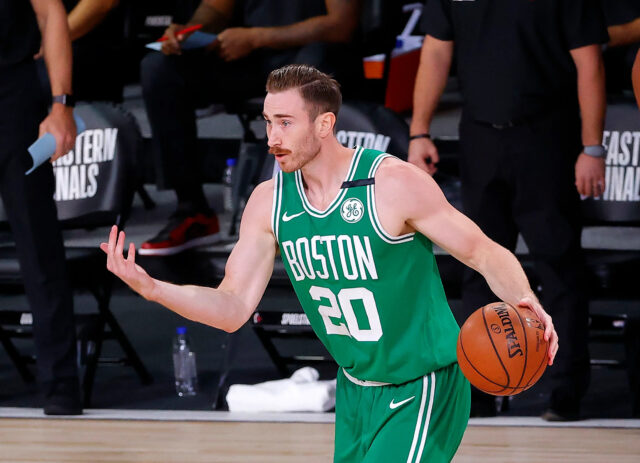 Gordon Hayward Boston Celtics NBA Game Action Wallpaper Background