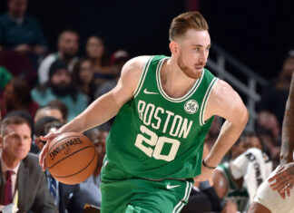 Gordon Hayward Boston Celtics NBA Player Driving with Ball Wallpaper