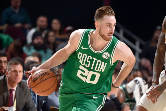 Gordon Hayward Boston Celtics NBA Player Driving with Ball Wallpaper