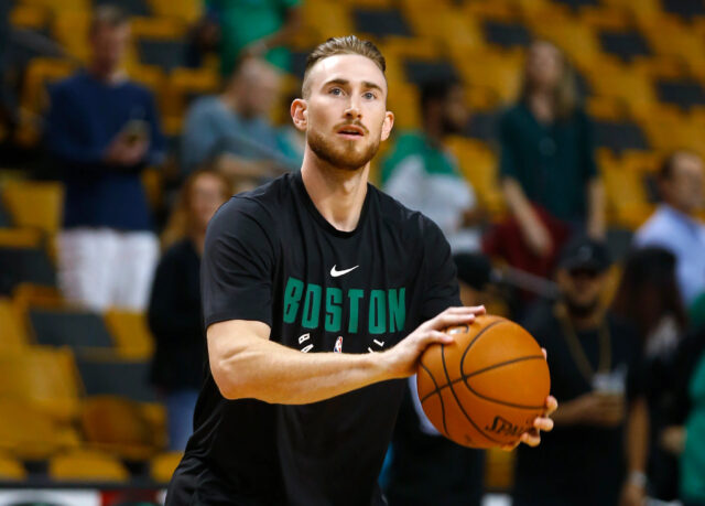 Gordon Hayward Boston Celtics Shooting Practice Wallpaper Background