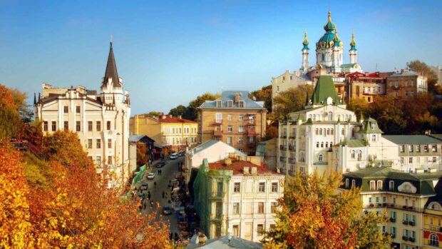 A vibrant autumn cityscape with historic buildings in Ukraine, HD Desktop Wallpaper