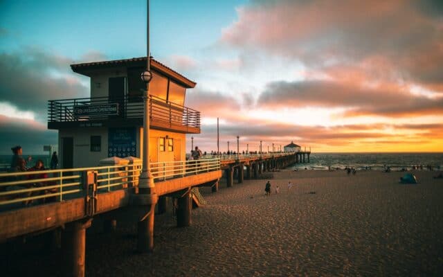 Huntington Beach Pier Sunset Lifeguard Tower with Ocean View Wallpapers