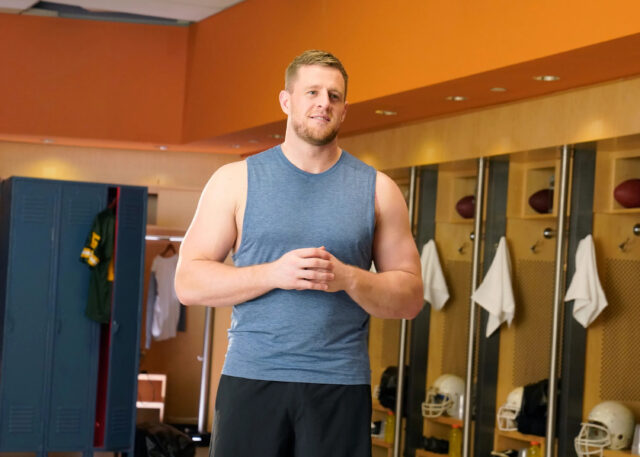 JJ Watt In Locker Room Gym Wallpaper For Sports Enthusiasts