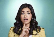 A surprised woman and a child with ice cream from Jane The Virgin wallpapers, 2K Mobile Wallpaper