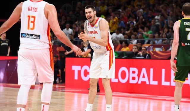Juancho Hernangomez Celebrating During Spain National Basketball Team Game Wallpapers
