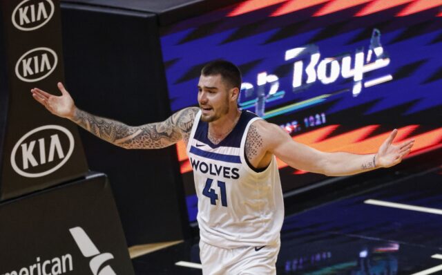 Juancho Hernangomez Minnesota Timberwolves NBA Game Action Wallpaper
