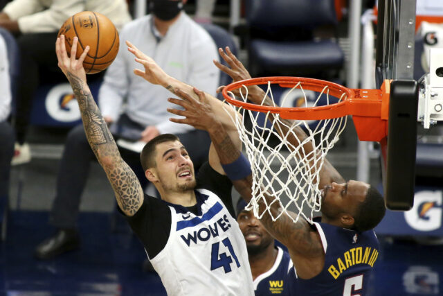 Juancho Hernangomez Wolves Basketball Action Dunk Attempt Wallpaper