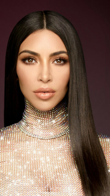 Kim Kardashian Stunning Close Up Portrait In Sparkling Outfit Wallpaper