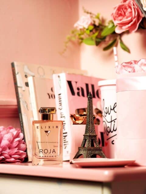 Luxury Fragrance And Parisian Elegance Roja Dove Wallpaper